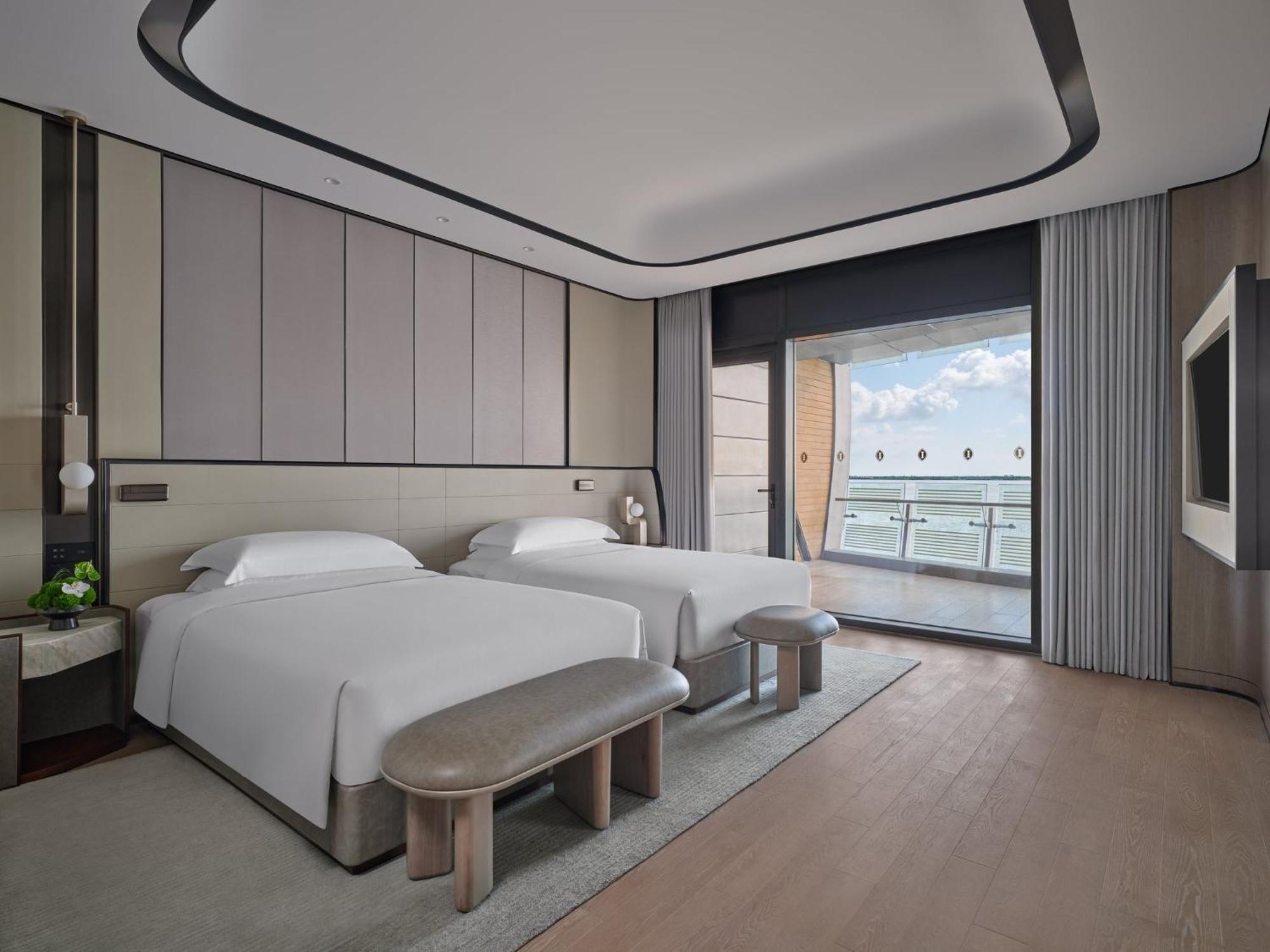 Intercontinental Shanghai Harbour City By Ihg Nanhui Extérieur photo